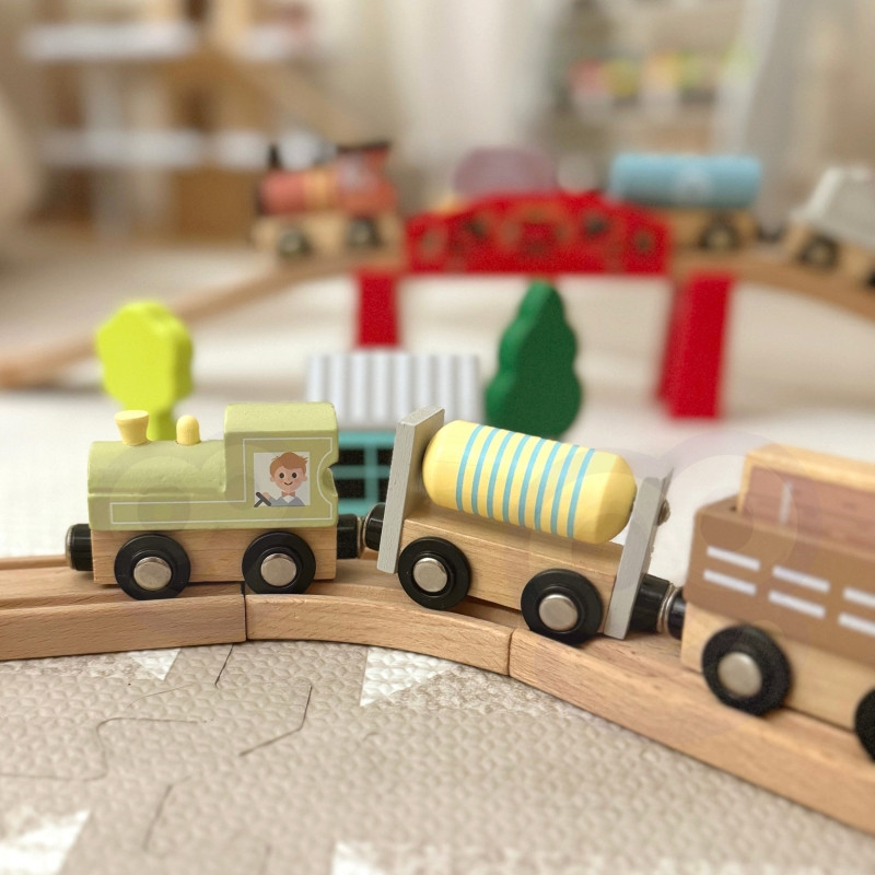 TOOKY TOY mediniai transporto priemonių vežimėliai su magnetu