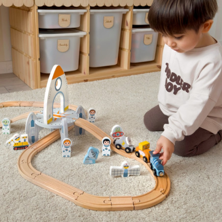 TOOKY TOY medinių kosminių traukinių rinkinys bėgiai TOOKY TOY medinių kosminių traukinių rinkinys bėgiai