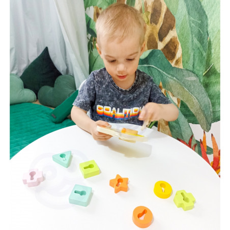 CLASSIC WORLD Mediniai pynimo blokai raktams ir durims sriegti MONTESSORI 11 vnt. CLASSIC WORLD Mediniai pynimo blokai raktams ir durims sriegti MONTESSORI 11 vnt.