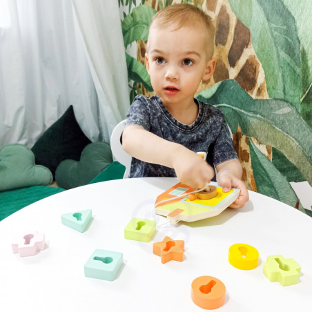CLASSIC WORLD Mediniai pynimo blokai raktams ir durims sriegti MONTESSORI 11 vnt. CLASSIC WORLD Mediniai pynimo blokai raktams ir durims sriegti MONTESSORI 11 vnt.