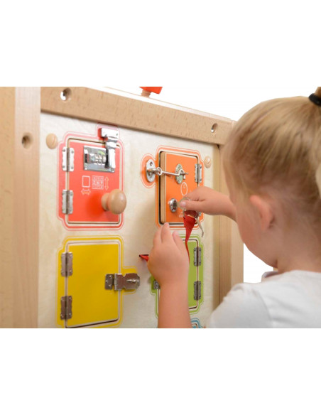 MASTERKIDZ Учимся открывать и закрывать замки. Настенная манипуляционная доска