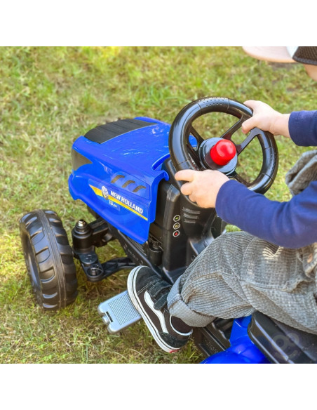 FALK New Holland didelis pedalinis traktorius su priekaba + atidaromas stogas nuo 2 metų amžiaus FALK New Holland didelis pedalinis traktorius su priekaba + atidaromas stogas nuo 2 metų amžiaus