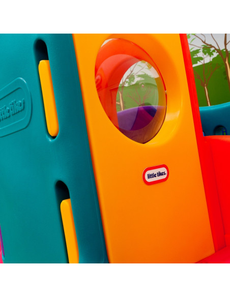 Mažoji Tikes didelė žaidimų aikštelė beždžionių giraitė su čiuožyklomis Mažoji Tikes didelė žaidimų aikštelė beždžionių giraitė su čiuožyklomis