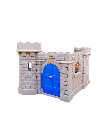 Mažoji Tikes klasikinė pilis su čiuožykla