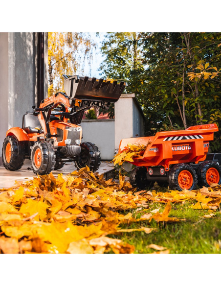 FALK Kubota oranžinis traktorius su priekaba nuo 3 metų