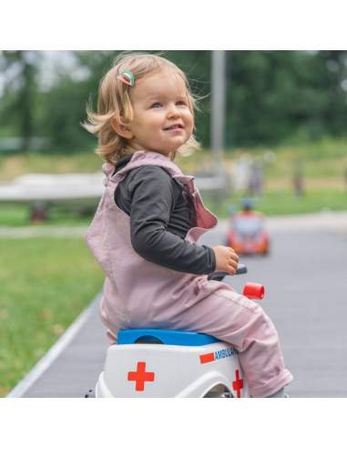 FALK greitosios pagalbos automobilis su signalu nuo 1 metų