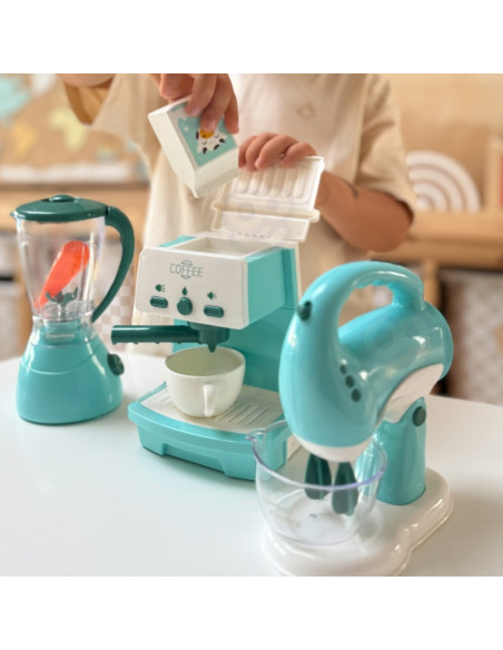 WOOPIE 3 viename buitinės technikos rinkinys: kavos virimo aparatas, maišytuvas, trintuvas, garso ir šviesos efektai