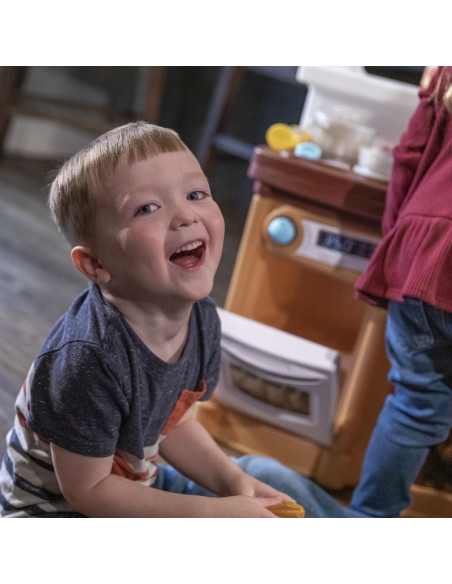 Step2 Vaikų virtuvėlė - pramogos su draugais Step2 Vaikų virtuvėlė - pramogos su draugais