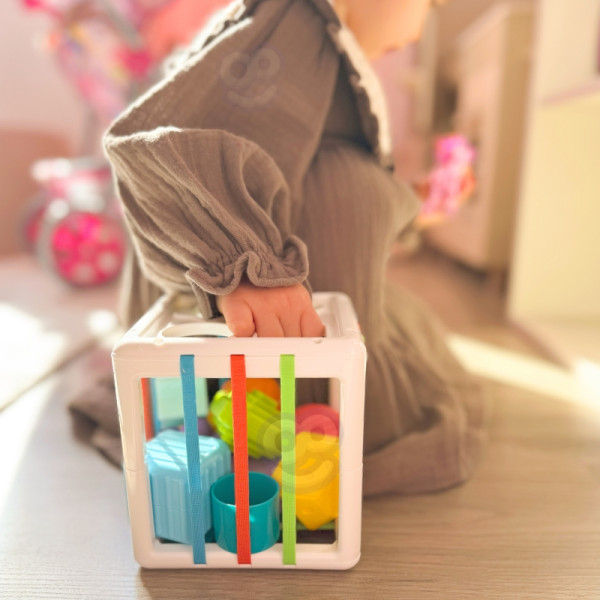 WOOPIE BABY Гибкий сенсорный кубик-сортер для малышей Цветные фигуры 11 эл.