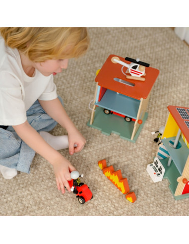 CLASSIC WORLD Wooden Fire Station Garage Car Helicopter Figures 13pcs.