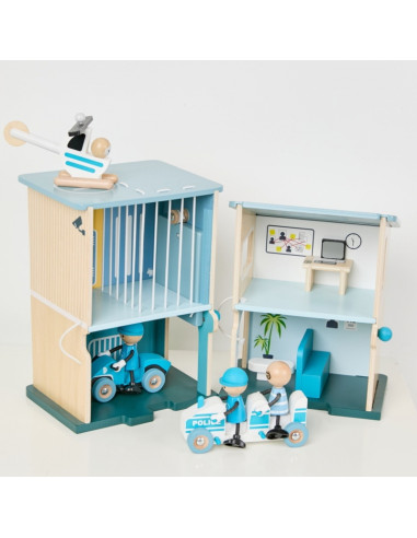 CLASSIC WORLD Police Station Wooden Car Helicopter Figures 12pcs.
