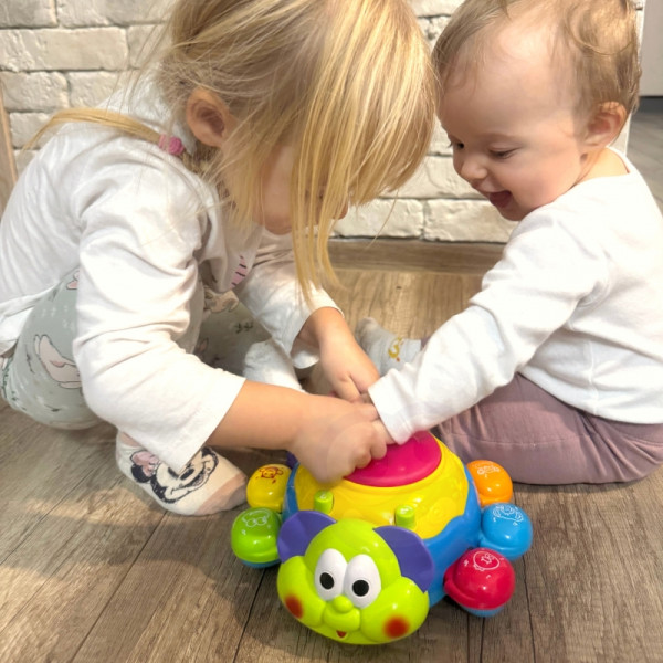 WOOPIE Interactive Crawling Toy Ladybug