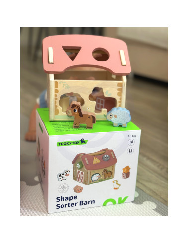 TOOKY TOY Farm Wooden Animal Shape Sorter