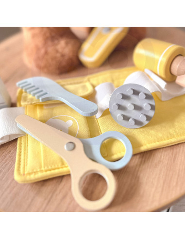 CLASSIC WORLD Little Hairdresser Set Belt with Accessories 8 pcs.