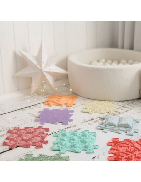 WOOPIE Sensorinis kilimėlis, 8 detalių dėlionė, pastelinės vaivorykštės spalvos