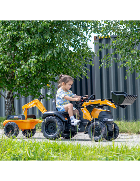 FALK Case CE traktorius su ekskavatoriumi-krautuvu ir priekaba