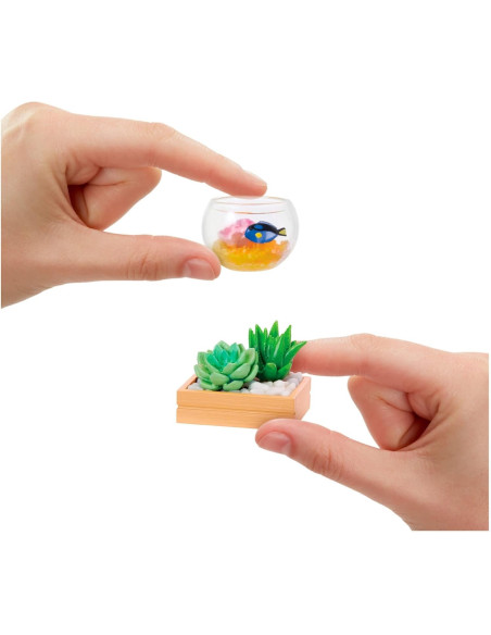 591856X2EUC MGAs Miniverse-Mini Lifestyle S1B