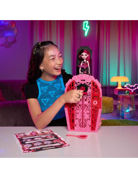 Monster High Skulltimate Secrets Draculaura HYT72