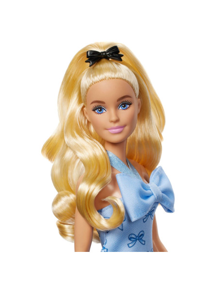 Barbie Fashionista Blue Bows doll HYT93