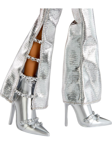 Bratz Charmz Yasmin Doll 599326 599340EUC