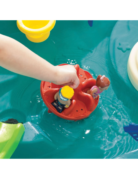 Step2 Splish Splash Seas Water Table™ with Island and Accessories