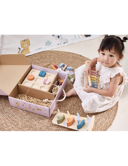 VIGA Educational Toy Box Set from 18 months to 24 months