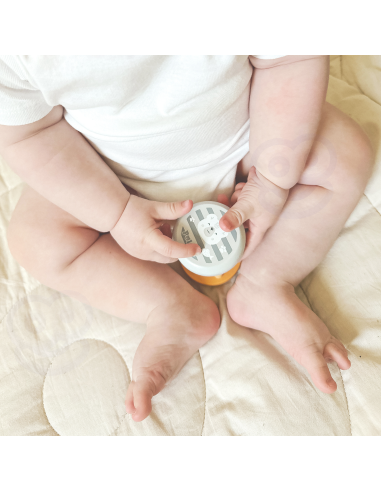 VIGA PolarB Wooden Rattle with Animal