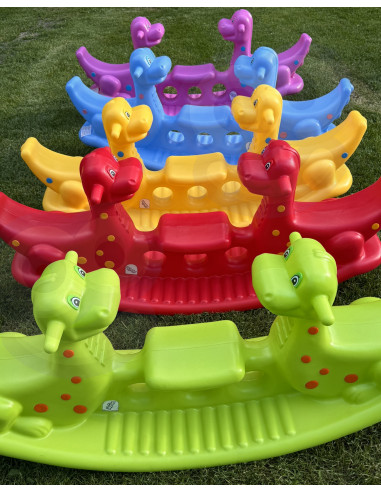 Многоместная качалка-балансир WOOPI Dino Rocker Balance Swing желтого цвета.