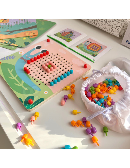 Žaislinė dėlionė su smeigtukais ir laipiojimo kaladėlėmis