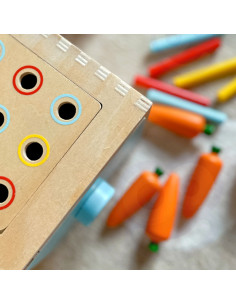 WOOPIE GREEN Medinis edukacinis stalčius "4-in-1" Montessori rūšiuotuvas morkų žaidimas FSC 2