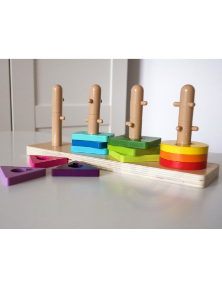 TOOKY TOY formų rūšiuoklė su spalvotais Montessori kaladėlėmis