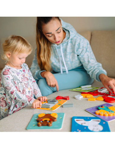 WOOPIE GREEN Mediniai dėlionės kaladėlės gyvūnai Montessori FSC 34vnt.