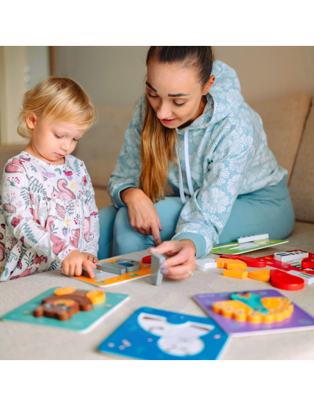 WOOPIE GREEN Mediniai dėlionės kaladėlės gyvūnai Montessori FSC 34vnt.