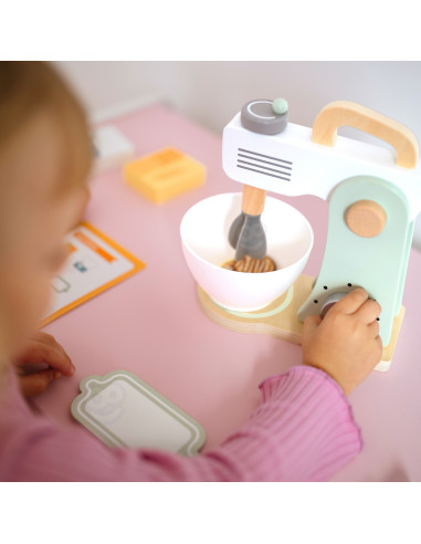 WOOPIE GREEN Medinis virtuvės maišytuvas su priedais 11 vnt.