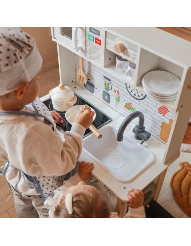 WOOPIE GREEN 9-in-1 medinė interaktyvi virtuvė su skalbimo mašina ir lenta