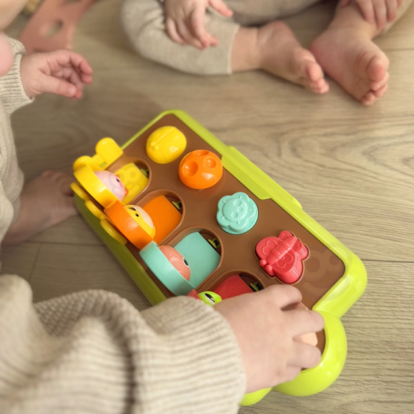 WOOPIE BABY edukacinis iššokantis gyvūnas Happy Farm POP-UP žaislas WOOPIE BABY edukacinis iššokantis gyvūnas Happy Farm POP-UP žaislas