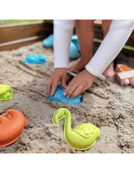 WOOPIE GREEN Sand Play Set with Car, 10 Pieces, BIODEGRADABLE ORGANIC MATERIAL