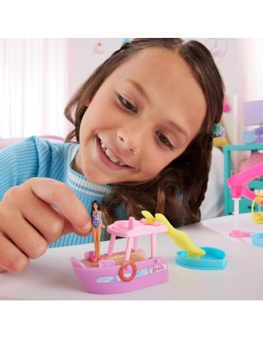 Мини-кукла Барби из серии BarbieLand и транспортное средство HYF41