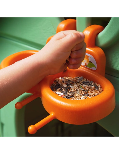 Садовый домик FEBER: переработка отходов, раздельный сбор отходов, зеленая энергия.