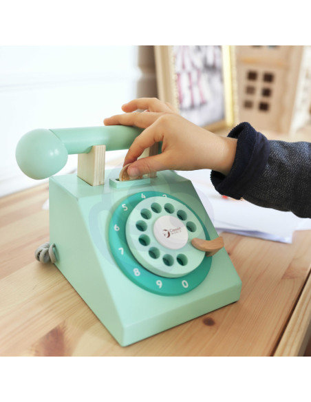 CLASSIC WORLD Classic Wooden Telephone for Children 4 pcs.