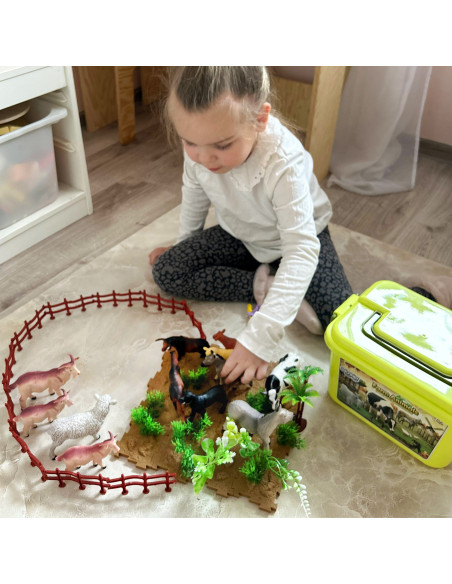 WOOPIE Set of Farm Figures + Chest 57 pcs.