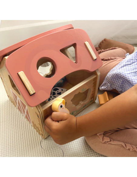 WOOPIE GREEN Wooden Farm Shape and Color Sorter 13 pcs.