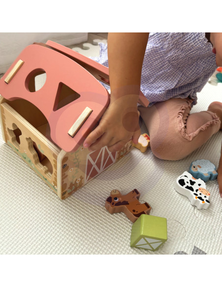 WOOPIE GREEN Wooden Farm Shape and Color Sorter 13 pcs.