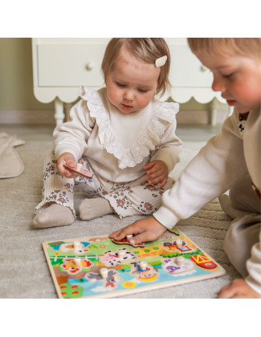 WOOPIE GREEN Wooden Montessori Puzzle Farm with Matching Pins