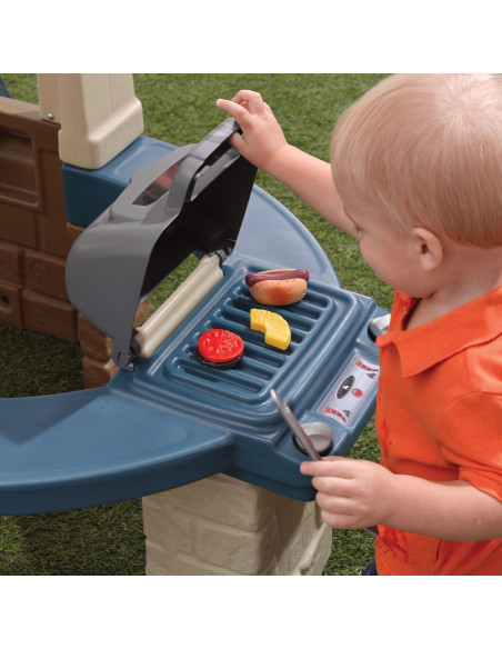STEP2 Garden House with Grill