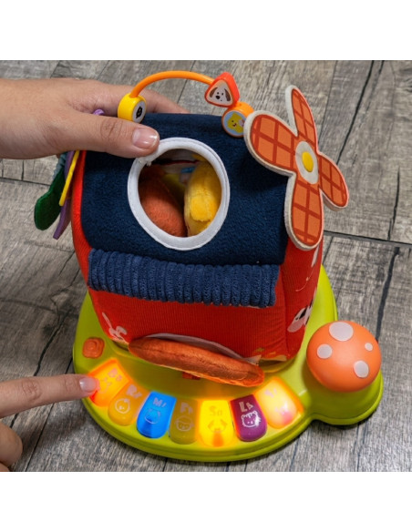 WOOPIE BABY Interactive Farm House Sorter Piano + 7 Plush Toys Educational